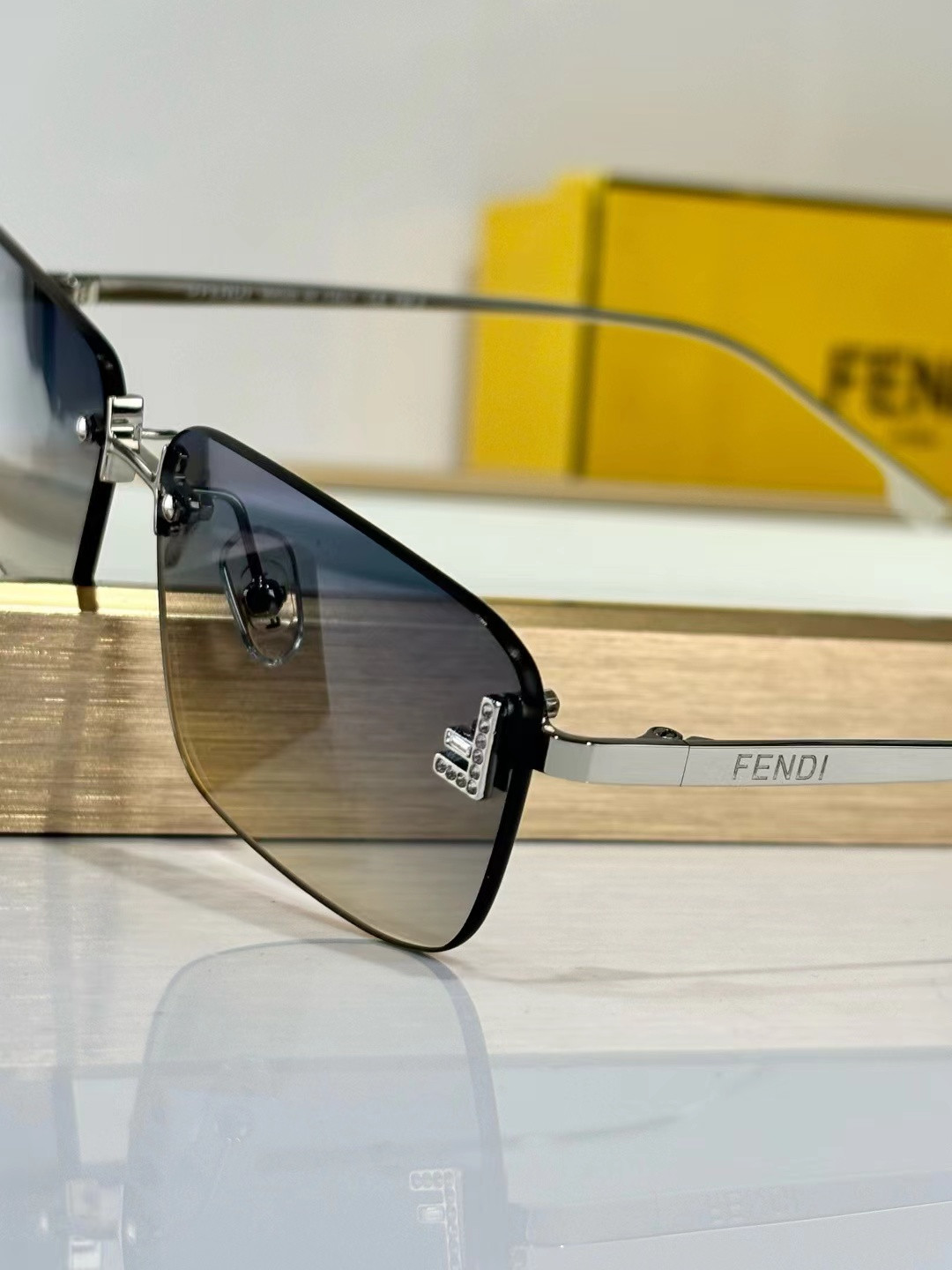 FENDI Glasses FE4172US 58-18-140