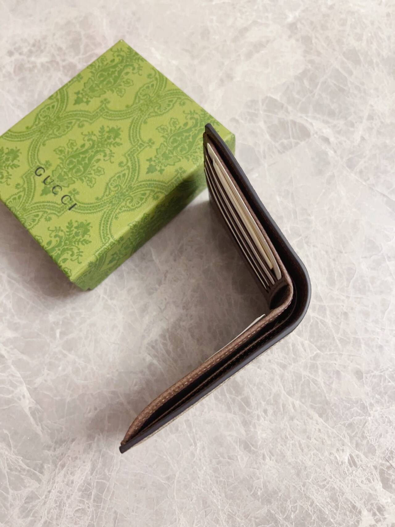 Gvc*1 Brown Interior GG Bi-fold Wallet 10x8.9cm