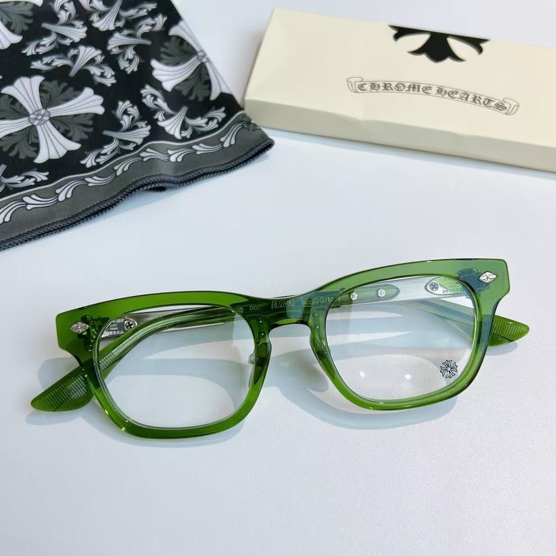 Ch*0me He**ts glasses