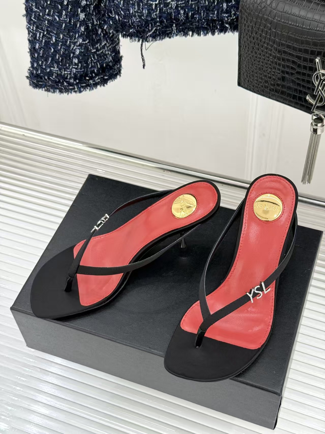 UA Y51 JERRY Mules