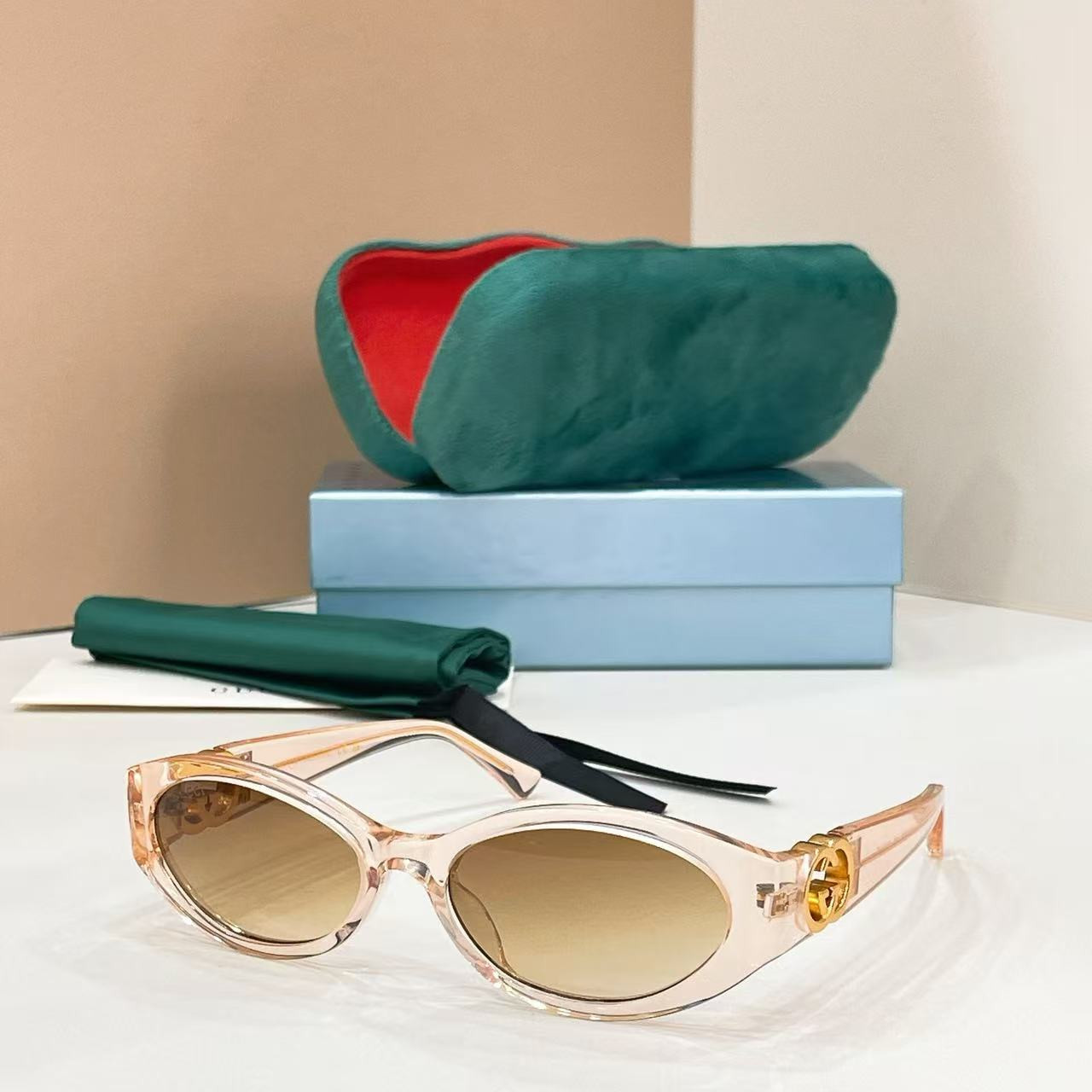 Gvc*1 glasses