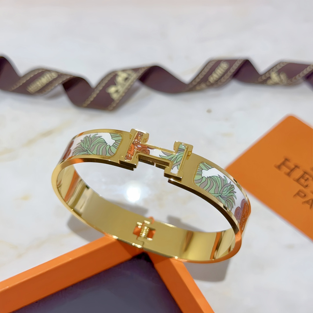 Hermes enamel Bracelet
