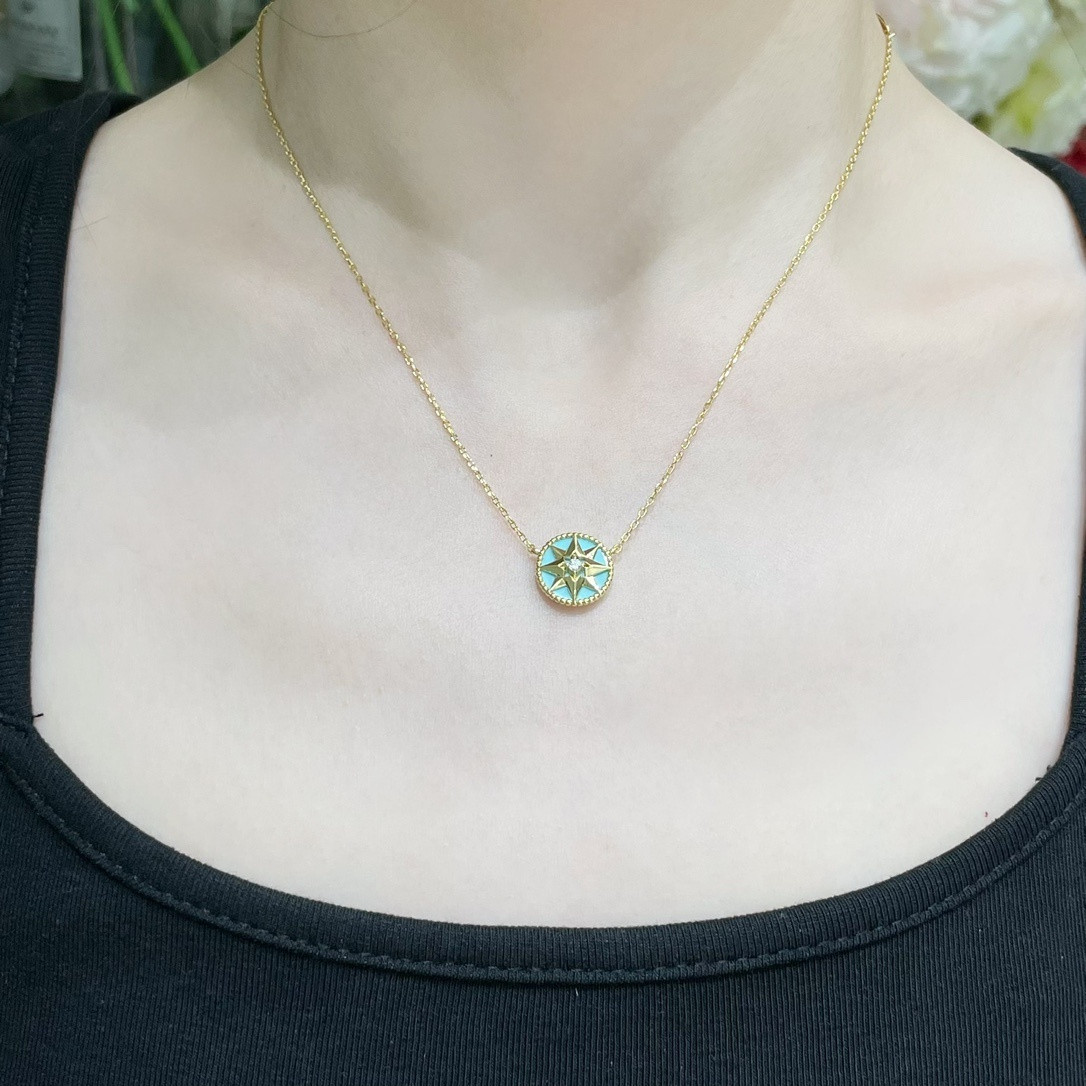 D10r Rose des Vents Necklace
