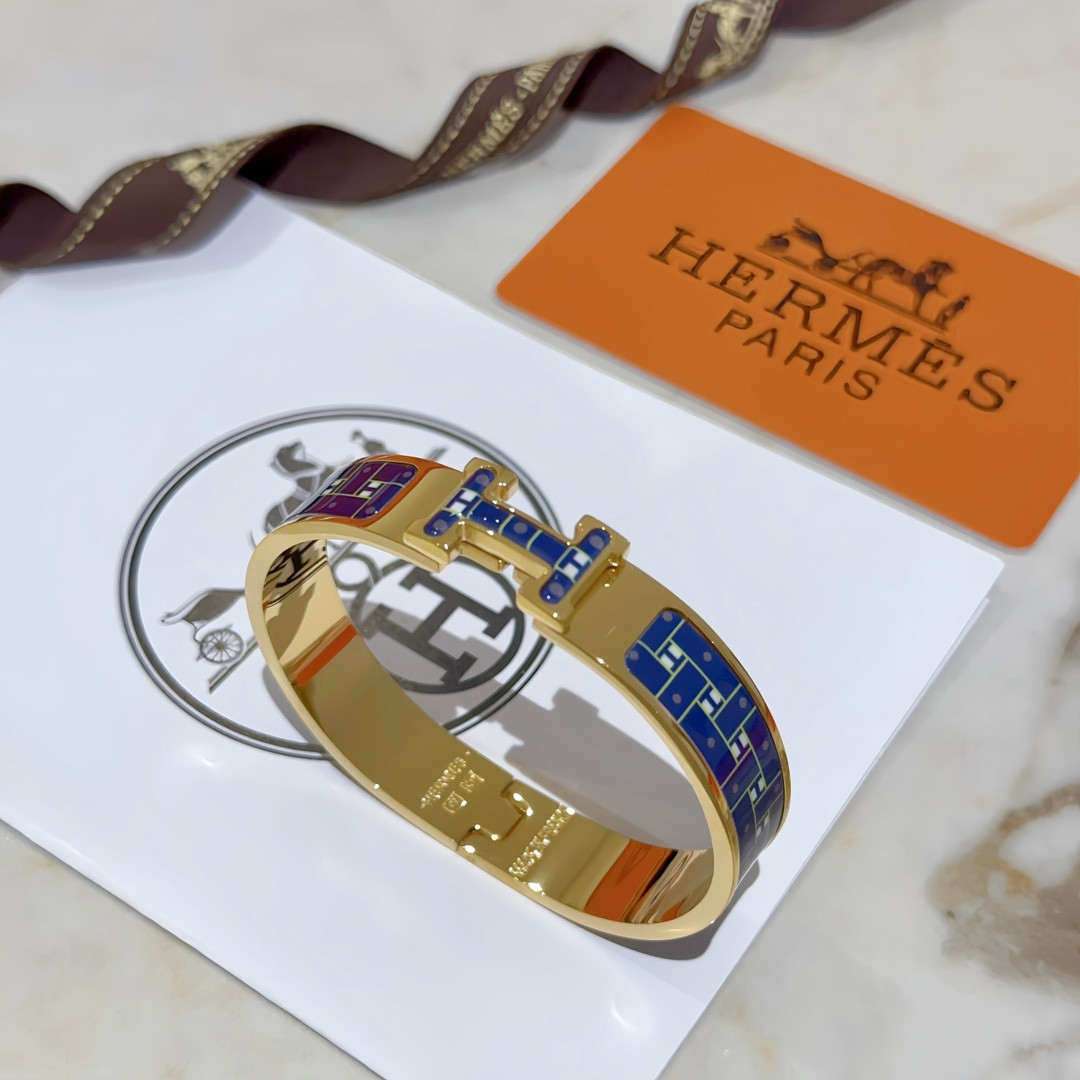 Hermes enamel Bracelet