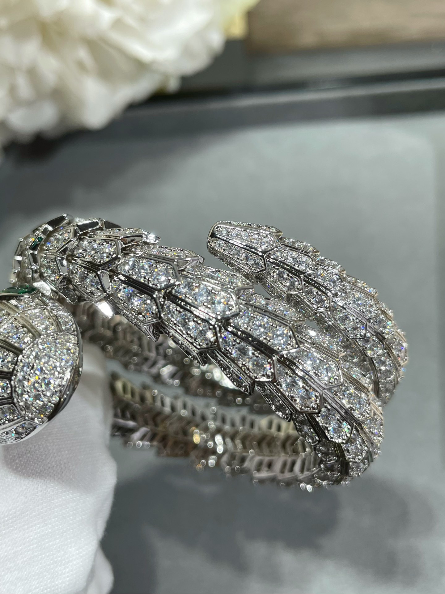 Bv1g*ai Large three-circle full-D1am0nd snake Bracelet