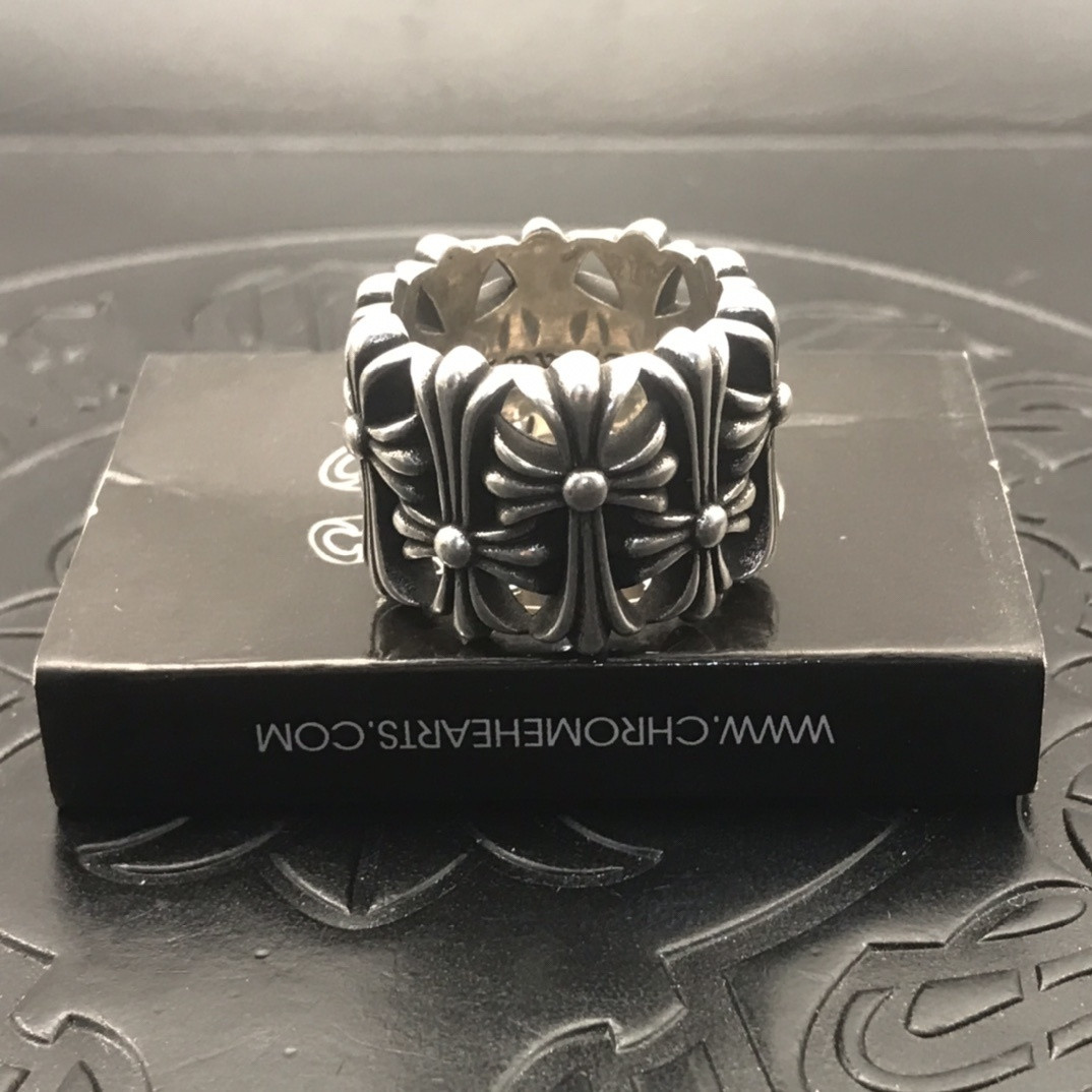 Ch*0me He**ts Cross Ring