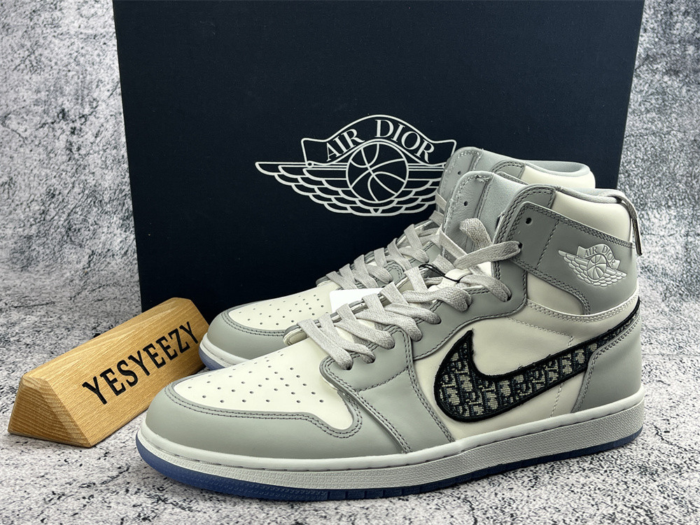 CORRECT UPDATED TOP UA AIR JORDAN 1 RETRO HIGH DR