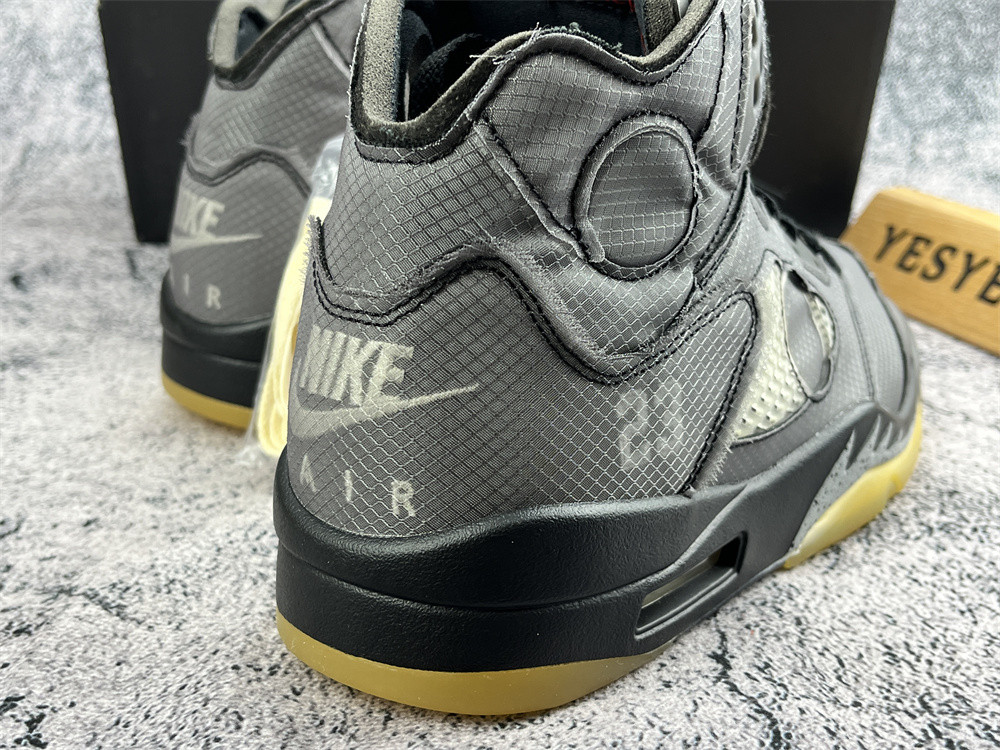 UA AIR JORDAN 5 RETRO SP "OFF-WHITE"