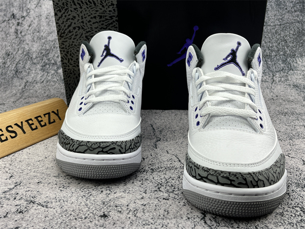 UA AIR JORDAN 3 RETRO 
