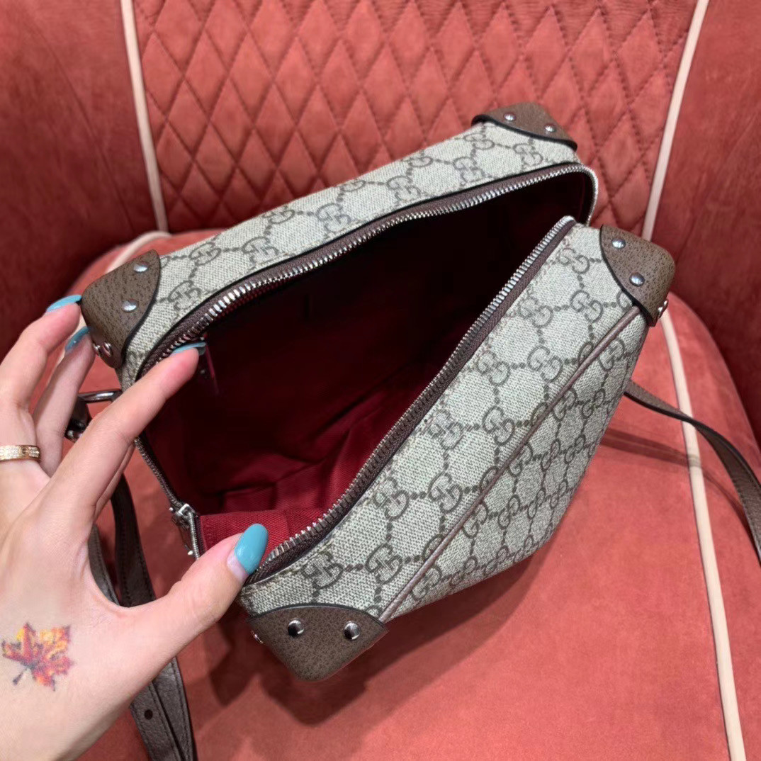 Gvc*1 GG shoulder bag with leather details 626363