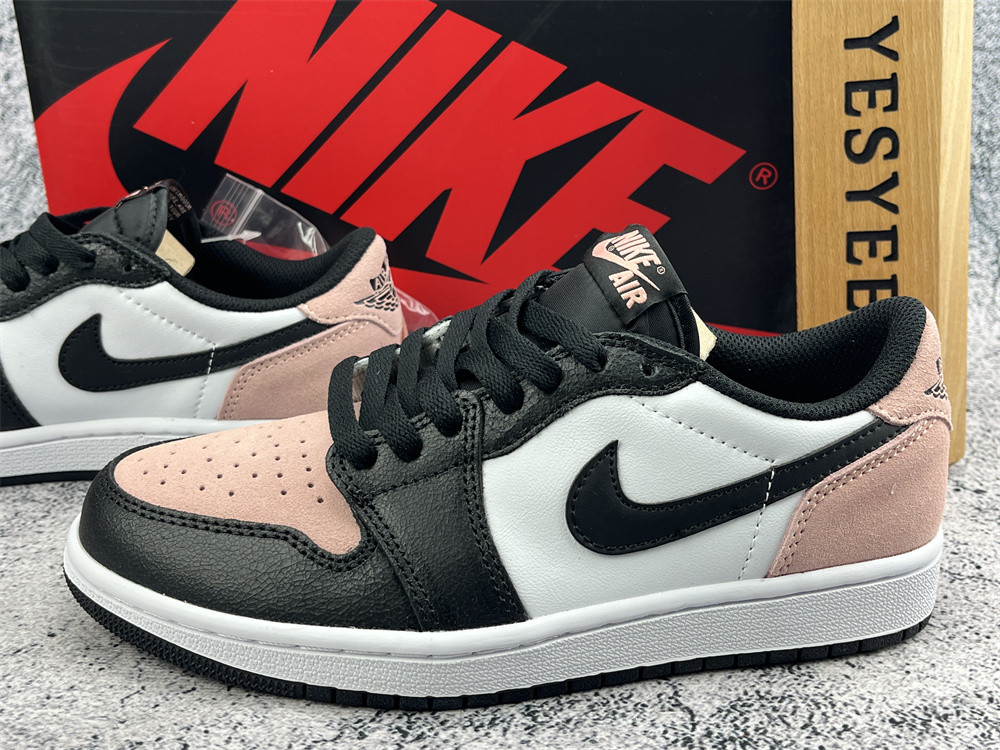 UA AIR JORDAN 1 RETRO LOW OG 