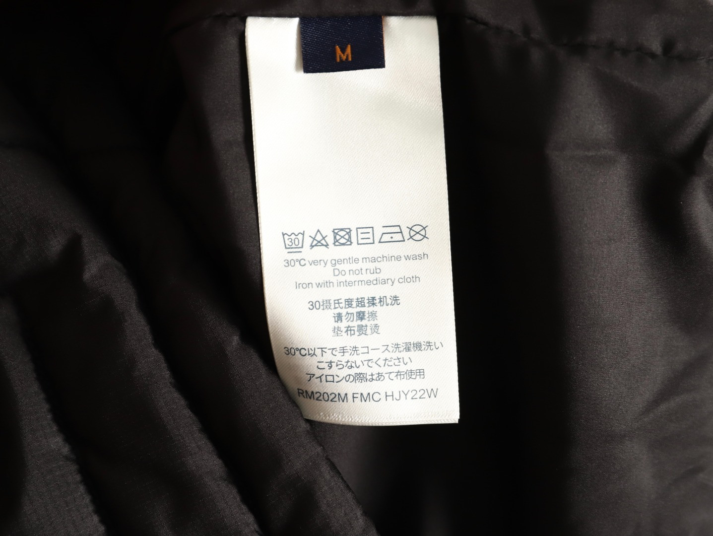 L0vis Vvtt0n 25FW Padded jacket