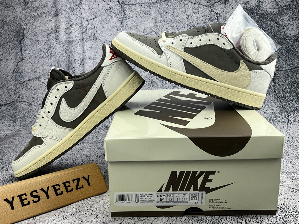 UA TRAVIS SCOTT X AIR JORDAN 1 LOW OG
