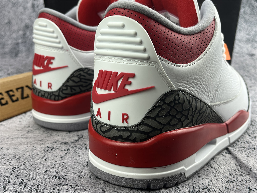 UA AIR JORDAN 3 RETRO 
