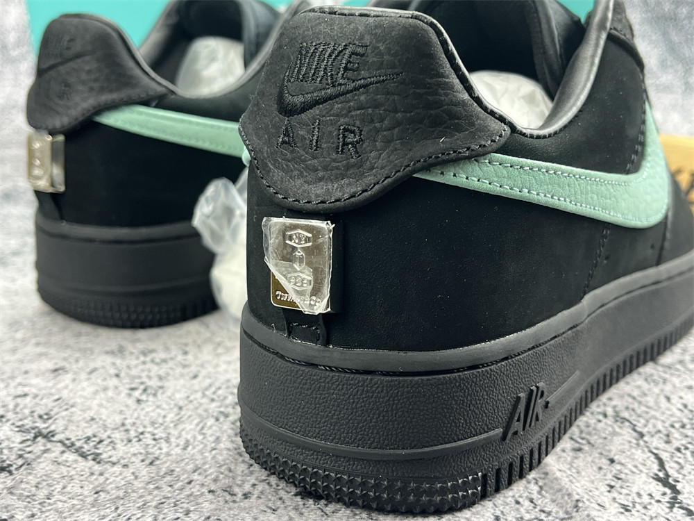 ua T*f*ny & co. x air force 1 low