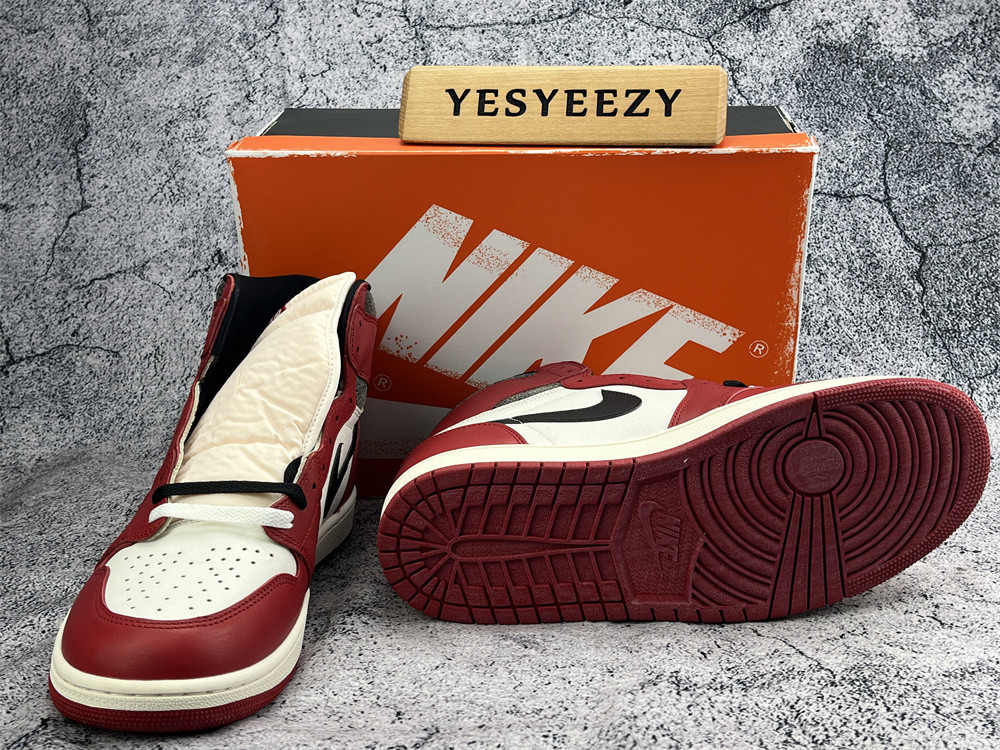 UA AIR JORDAN 1 RETRO HIGH OG 