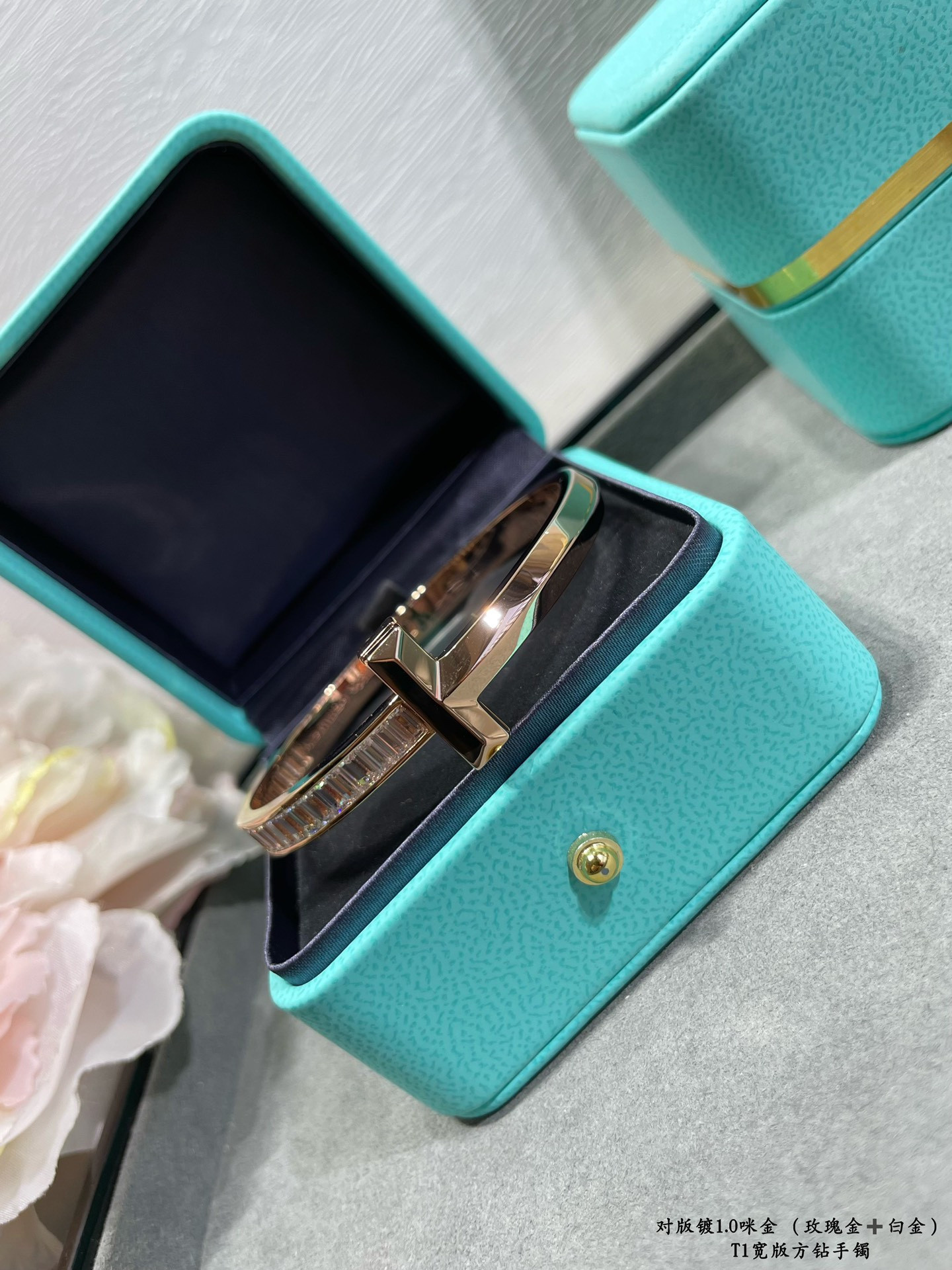 T*f*ny & Co. T1 Wide Square D1am0nd Bracelet