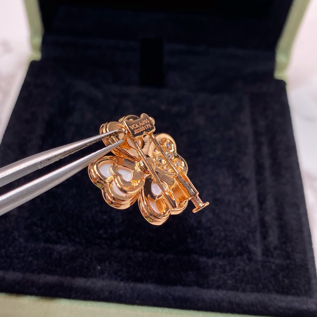 V*n Cl**f & Arpels four-leaf clover necklace