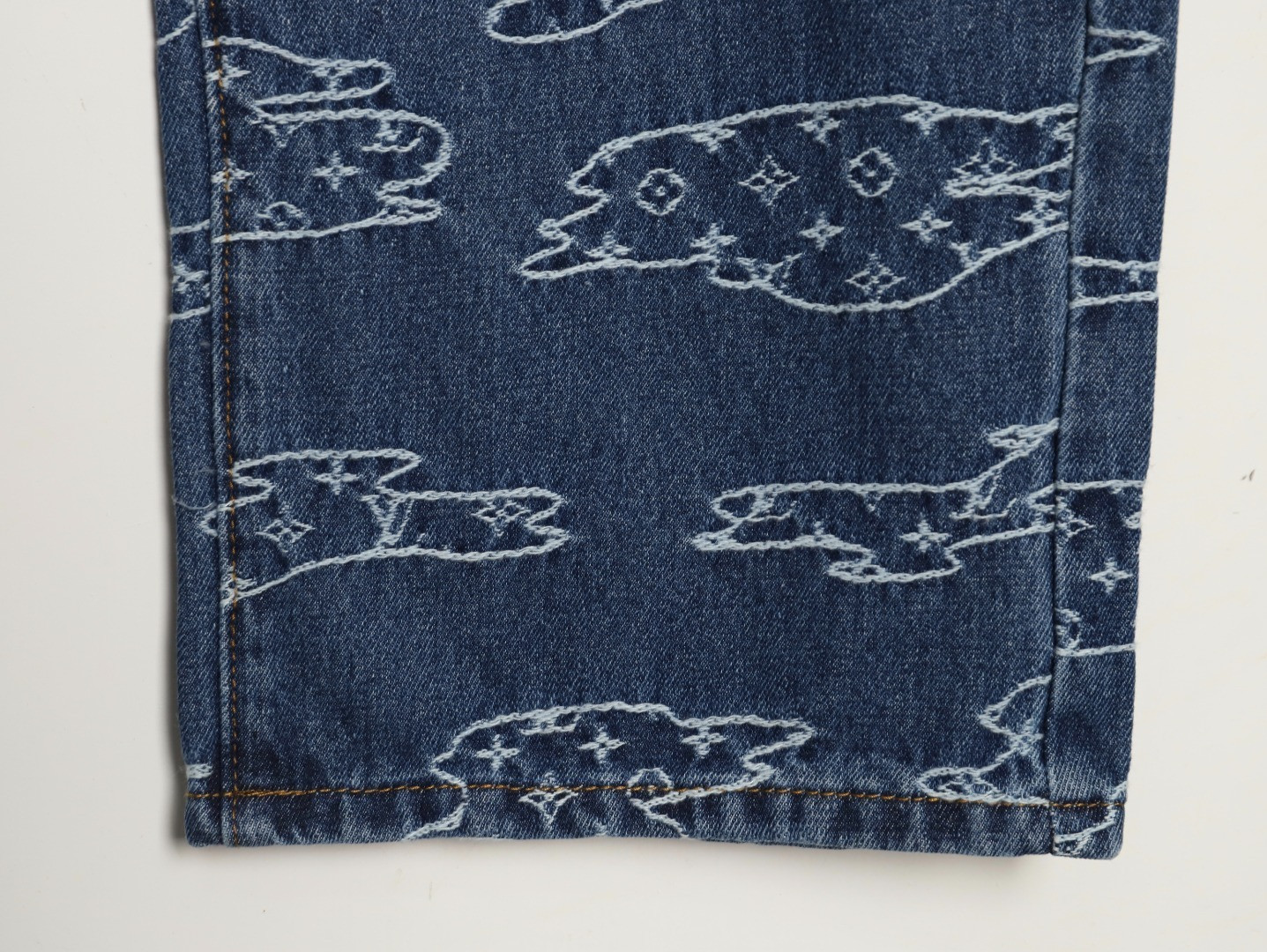 L0vis Vvtt0n 25FW Jeans Suit