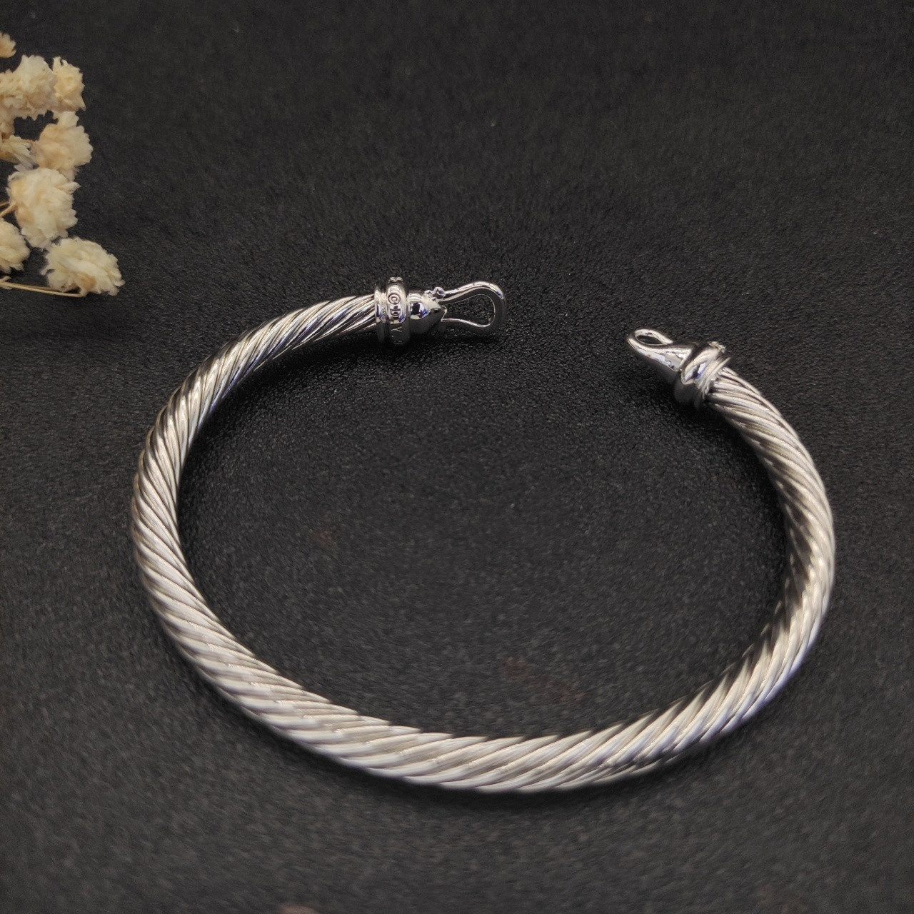 David Yurman 5mm silver Hook With Diamonds Bracelet(wrist circumference 15-19cm)