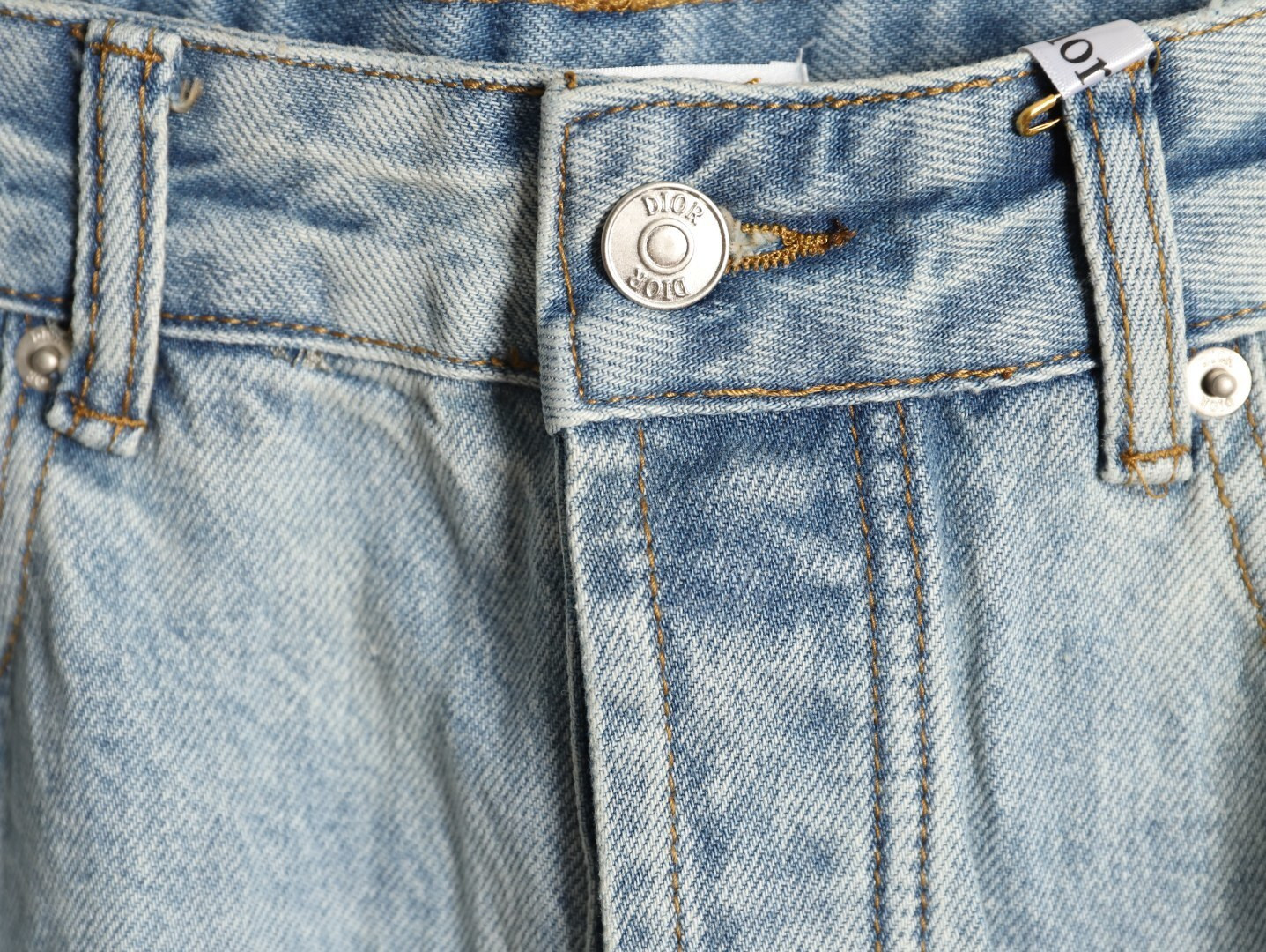D10r Jeans