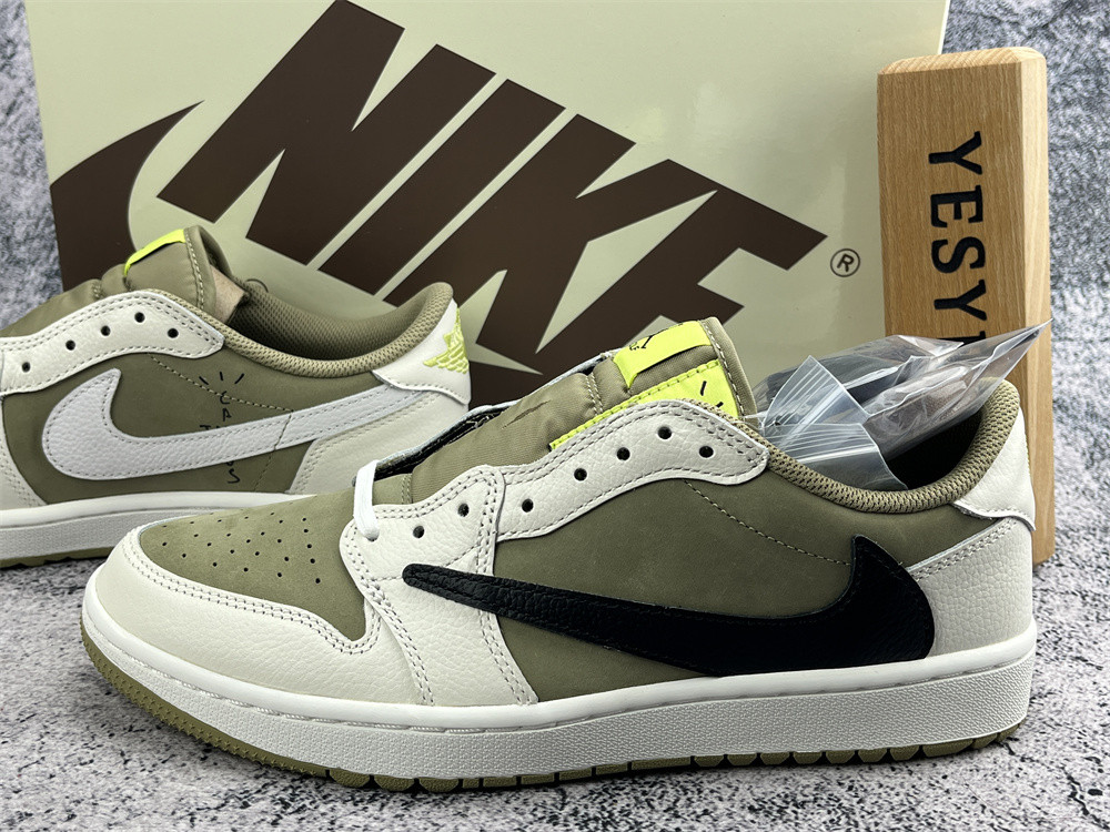 UA TRAVIS SCOTT X AIR JORDAN 1 LOW GOLF 