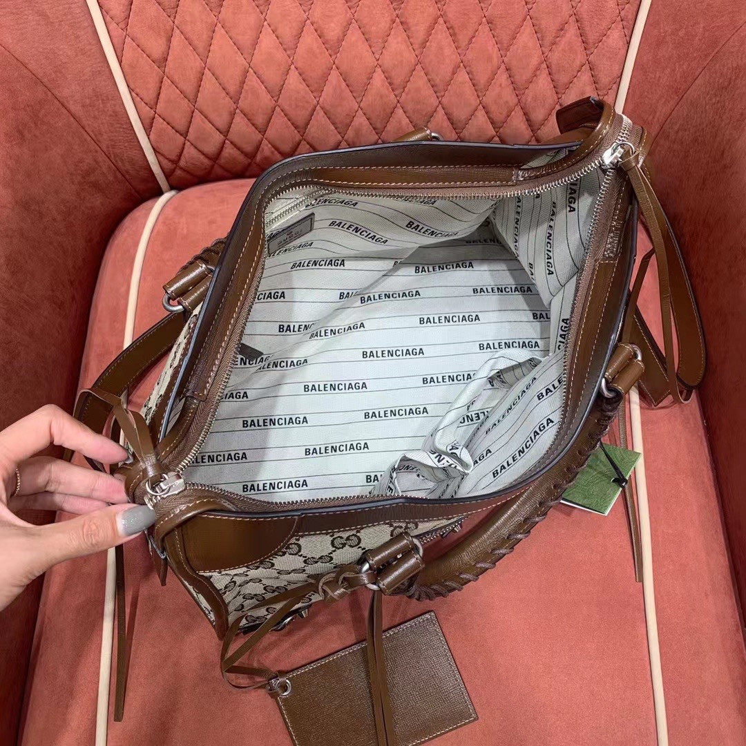 Gvc*1 The Hacker Project Neo Classic Medium Handbag