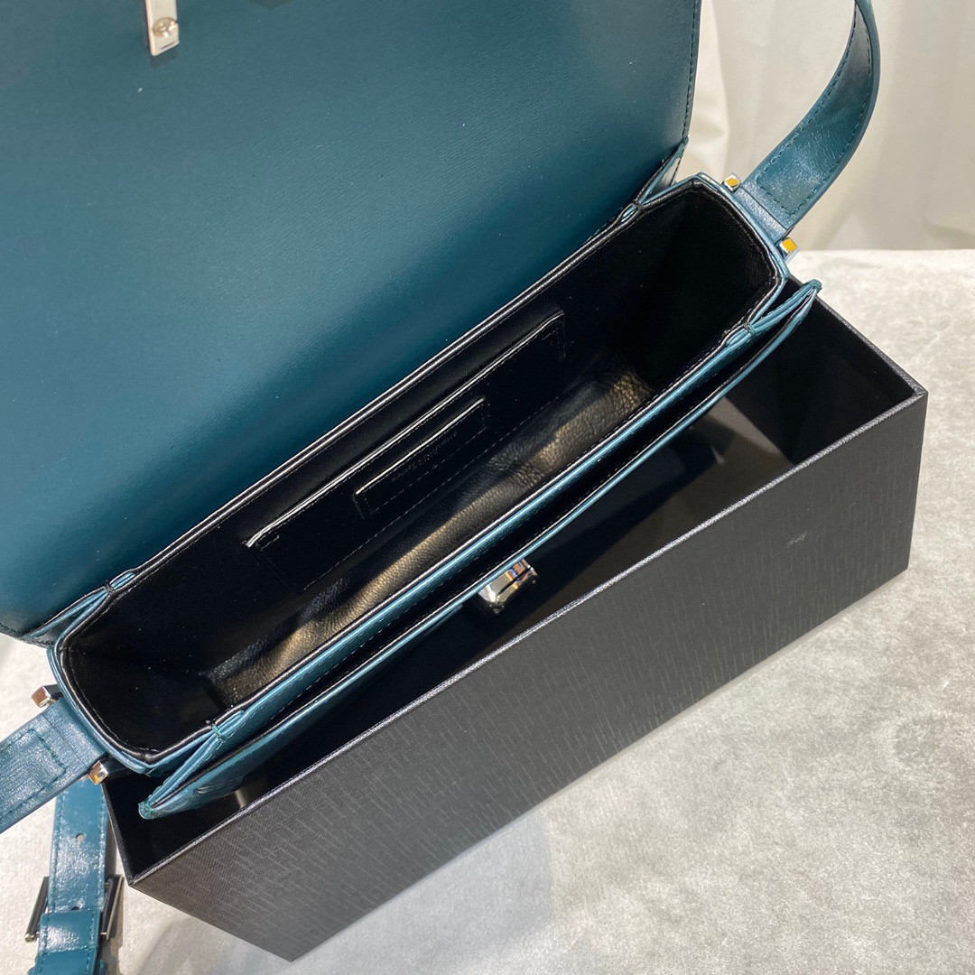 Sa1nt Lau*nt Y51 SOLFERINO BOX BAG 23CM