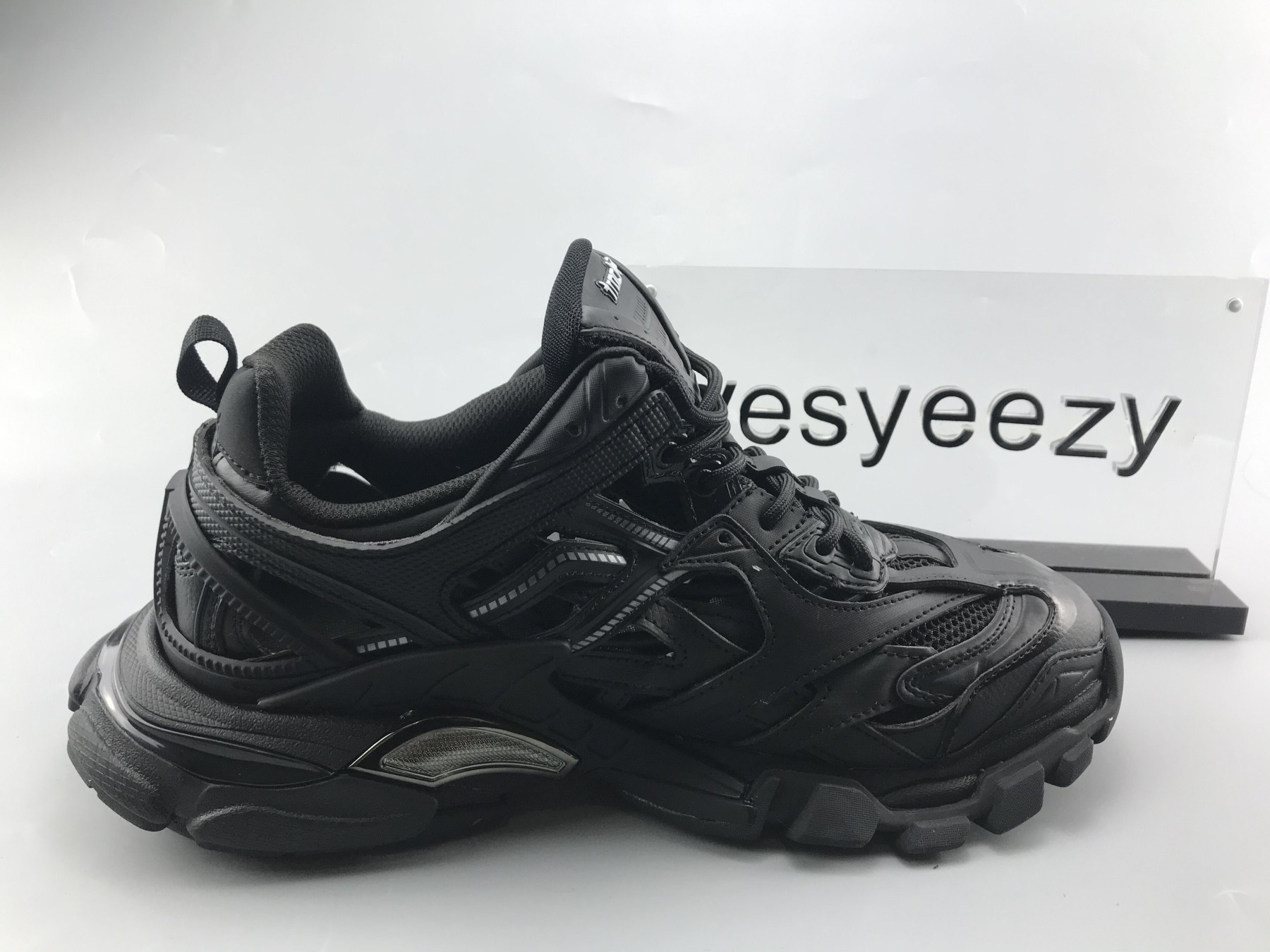 UA TRACK SNEAKER BLACK