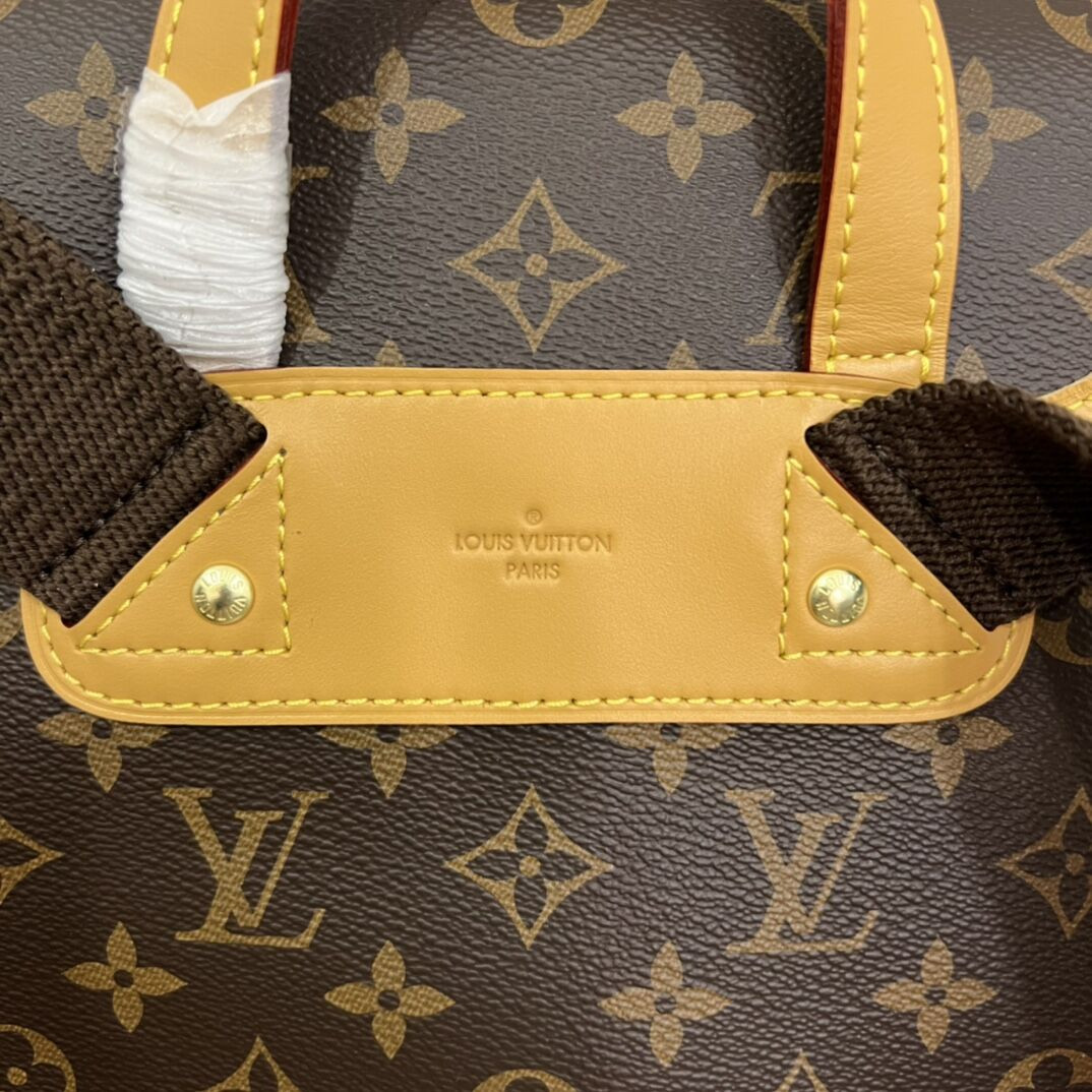 LV BOSPHORE BACKPACK M40107