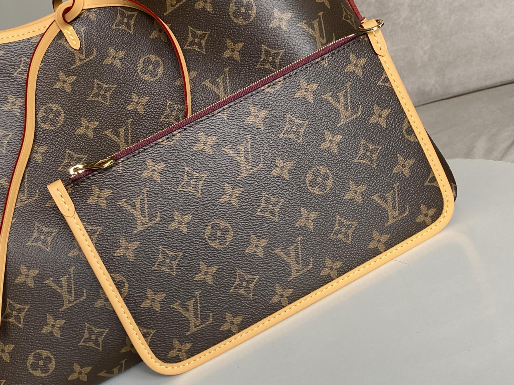 LV CARRYALL MM M46197
