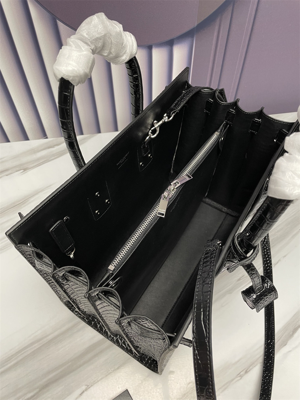 Y51 SAC DE JOUR SMALL IN CROCODILE EMBOSSED LEATHER