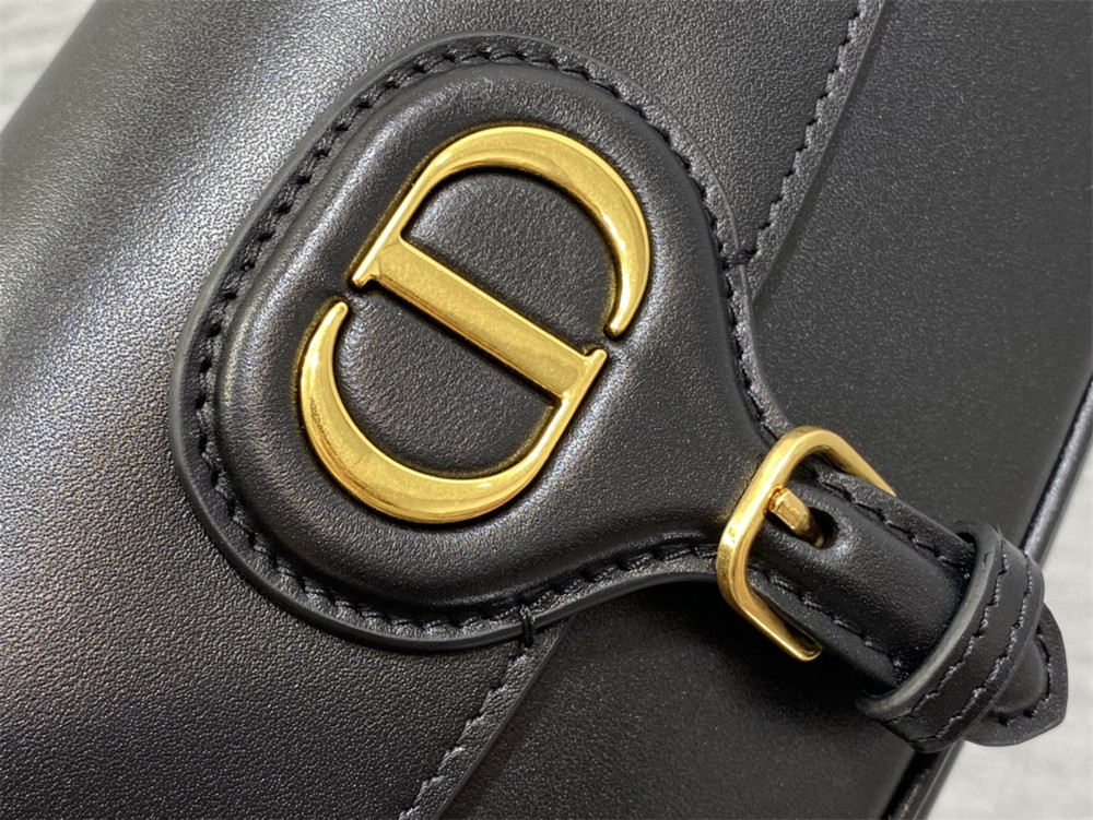 D10r BOBBY EAST-WEST BAG Latte Box Calfskin black