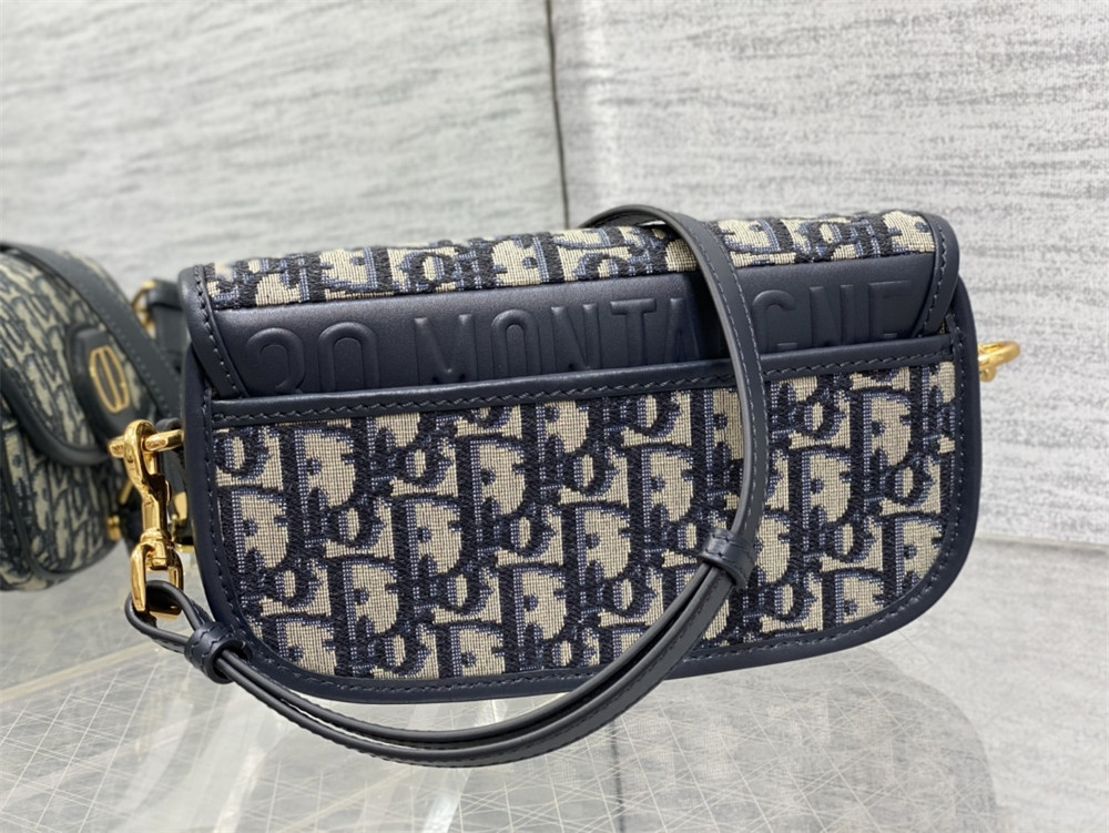 D10r BOBBY EAST-WEST BAG classic monogram pattern