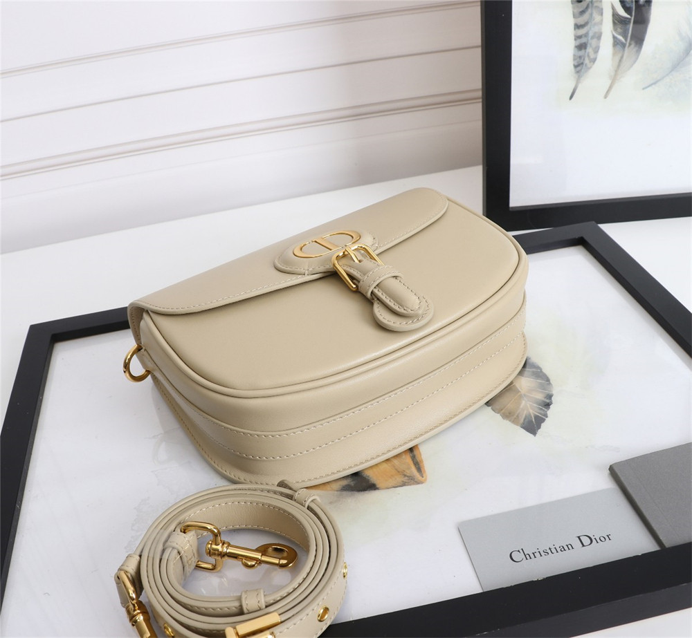 MEDIUM D10r BOBBY BAG Beige Box Calfskin