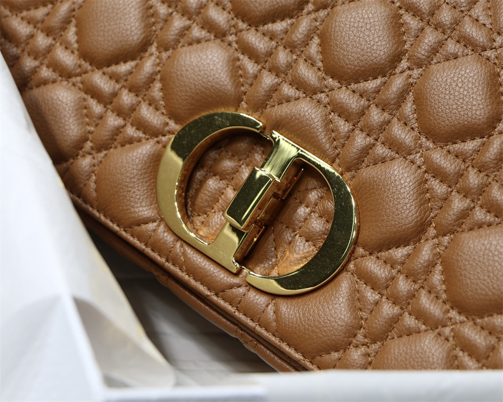 MEDIUM D10r CARO BAG Caramel S*pple Cannage Calfskin 25.5 x 15.5 x 8 cm