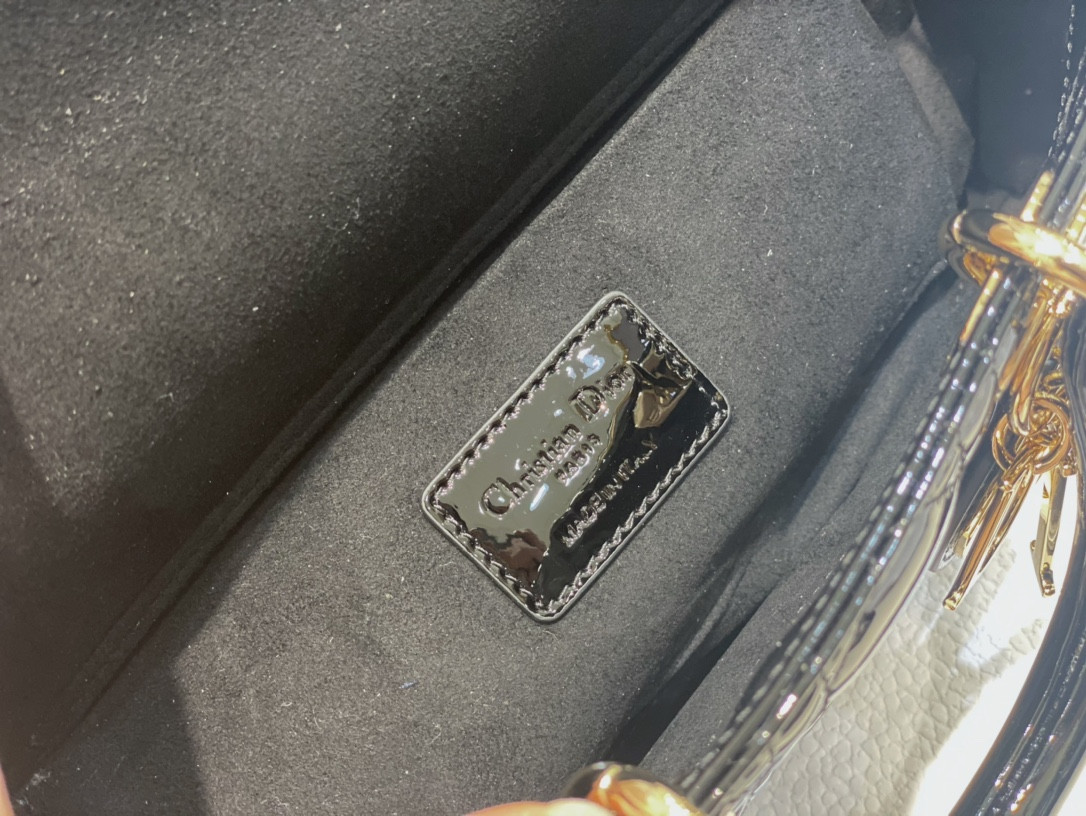 D10r SMALL LADY D-JOY BAG Black Patent 26x6x14cm