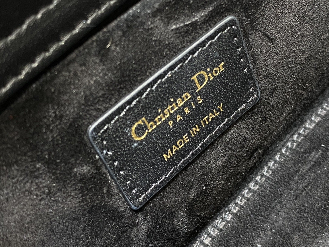 D10r MEDIUM LADY D-JOY BAG Black with Butterfly Studs