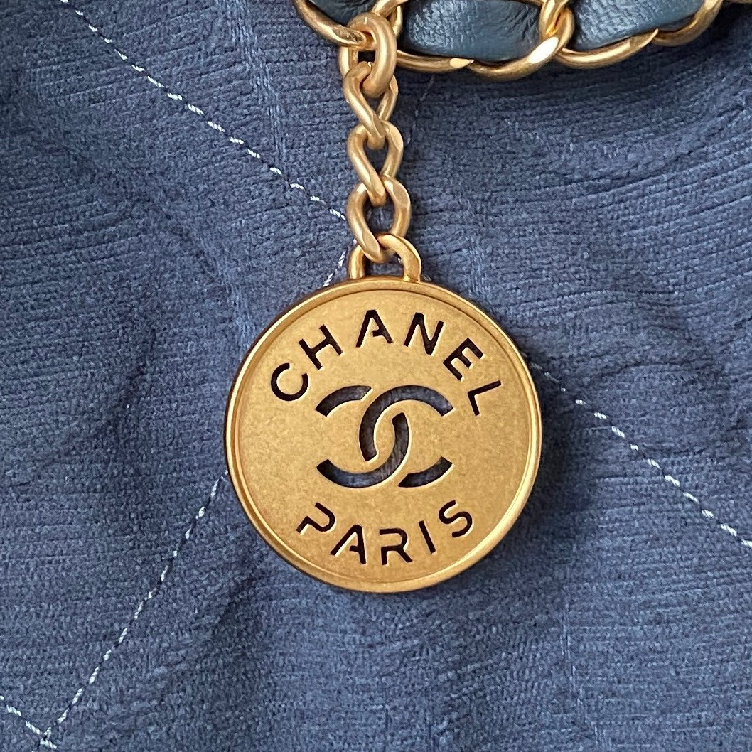 Ch**el 22 HANDBAG velvet blue 15.2×16.4×3.1 in