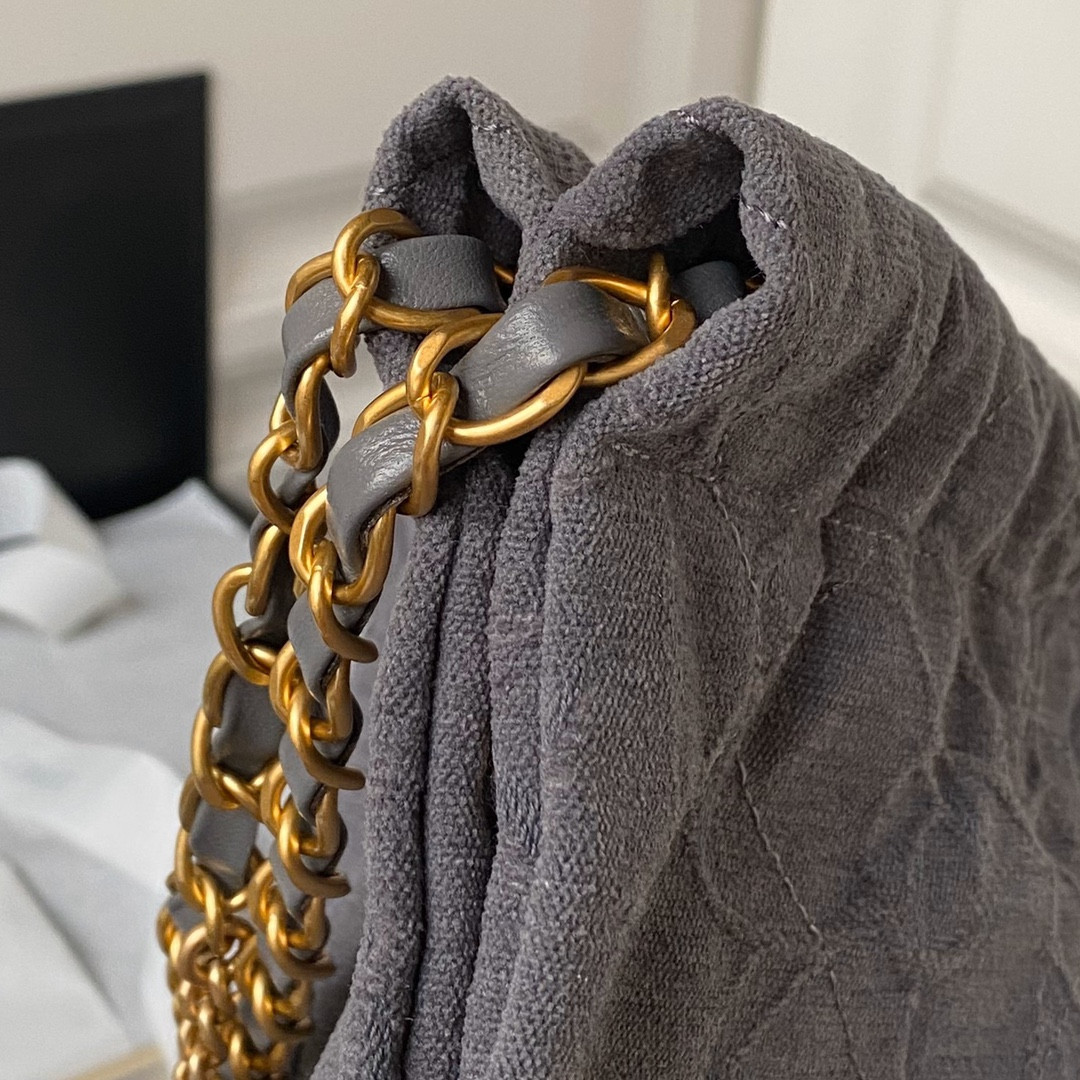 Ch**el 22 HANDBAG velvet GREY 15.2×16.4×3.1 in