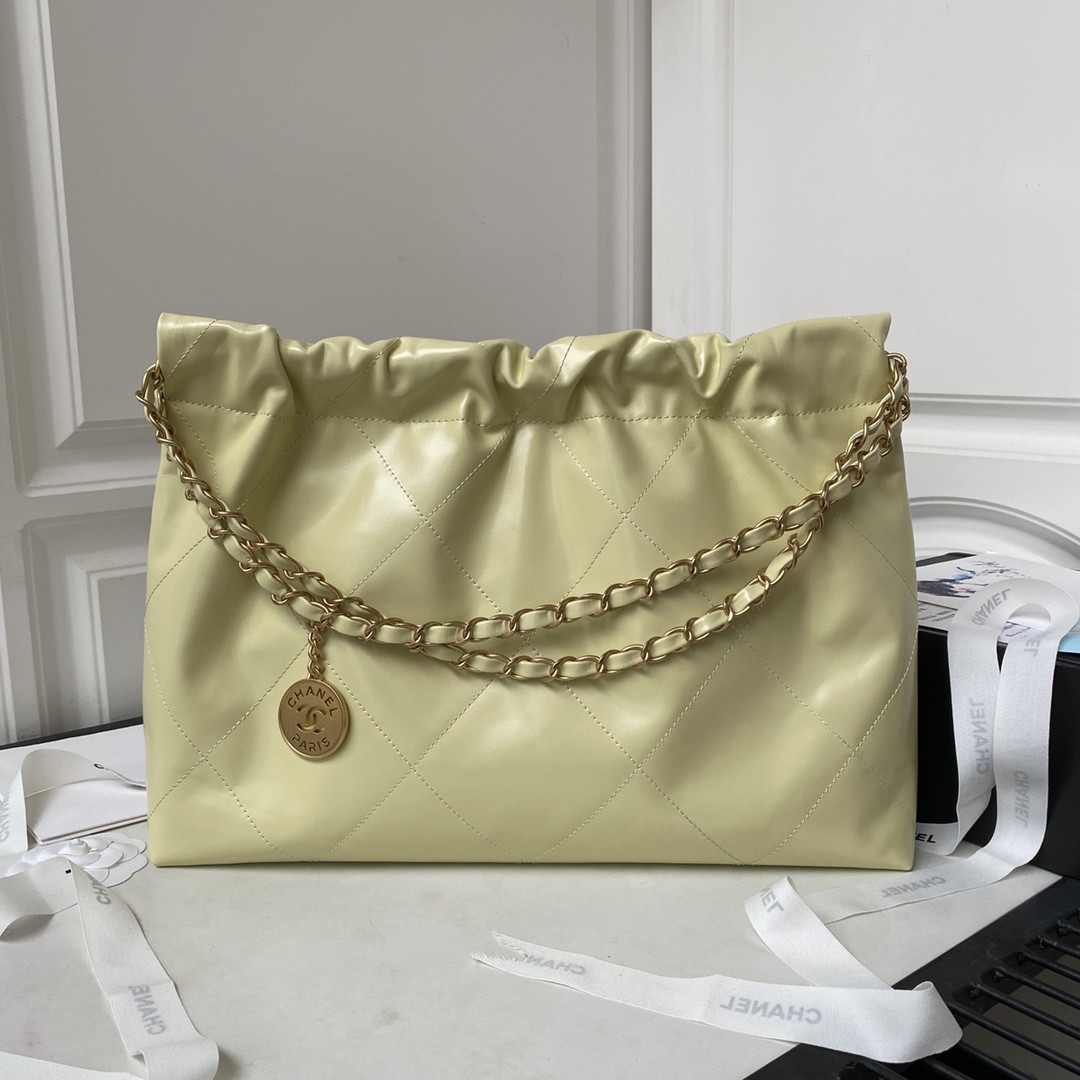 Ch**el 22 HANDBAG Shiny Calfskin YELLOW 30×45×8cm