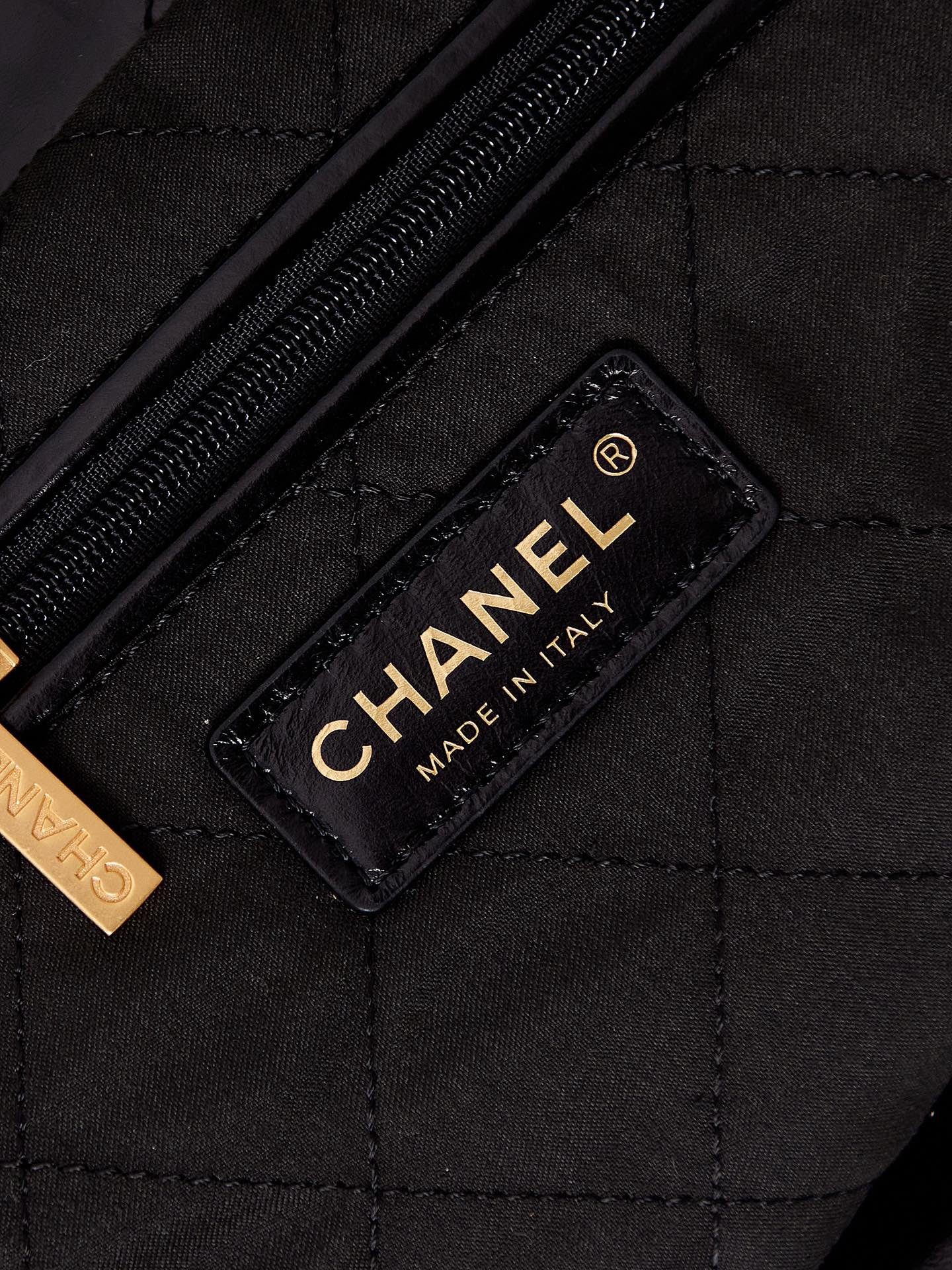 Ch**el 22 SMALL HANDBAG Shiny Calfskin & GOLD Metal BLACK 13.7×14.4×2.7 in