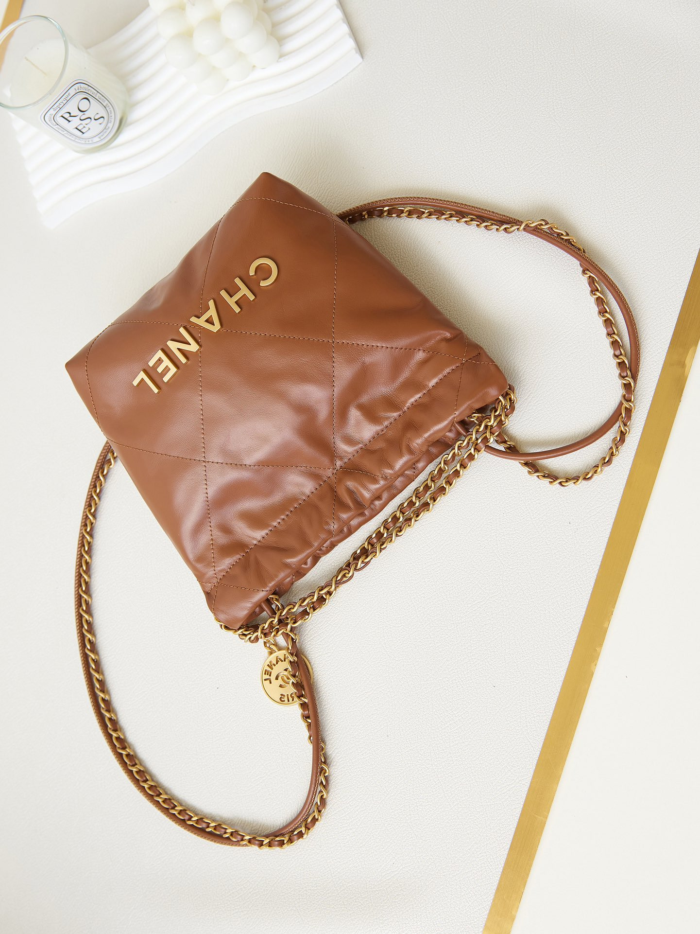 Ch**el 22 MINI HANDBAG Shiny Calfskin Brown 7.8 × 7.4 × 2.3 in