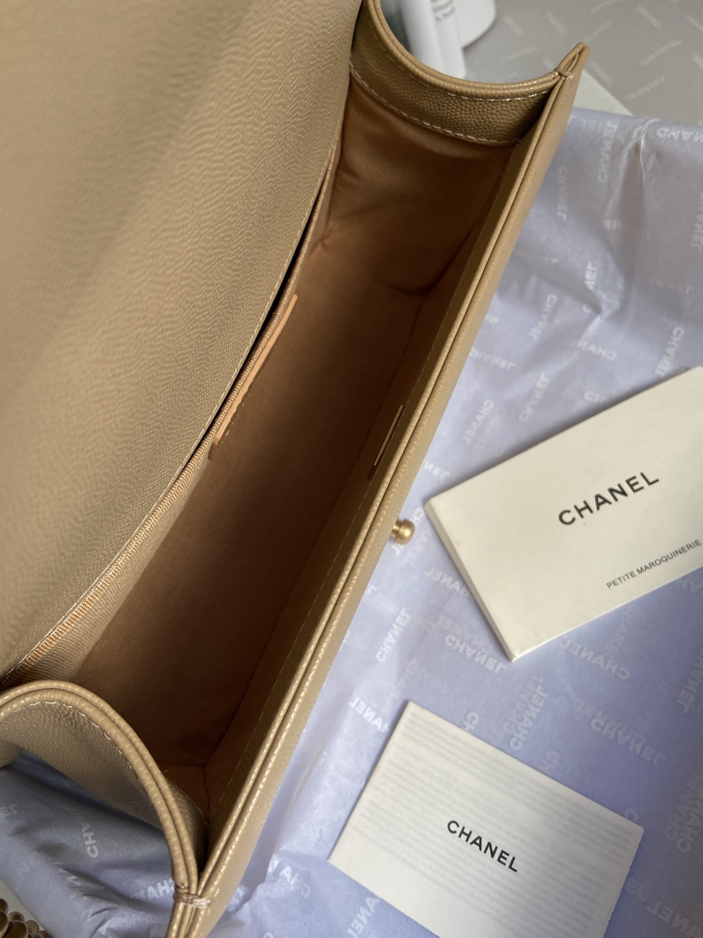 BOY Ch**el HANDBAG Shiny Grained Calfskin Brown 5.9 × 9.8 × 3.5 in