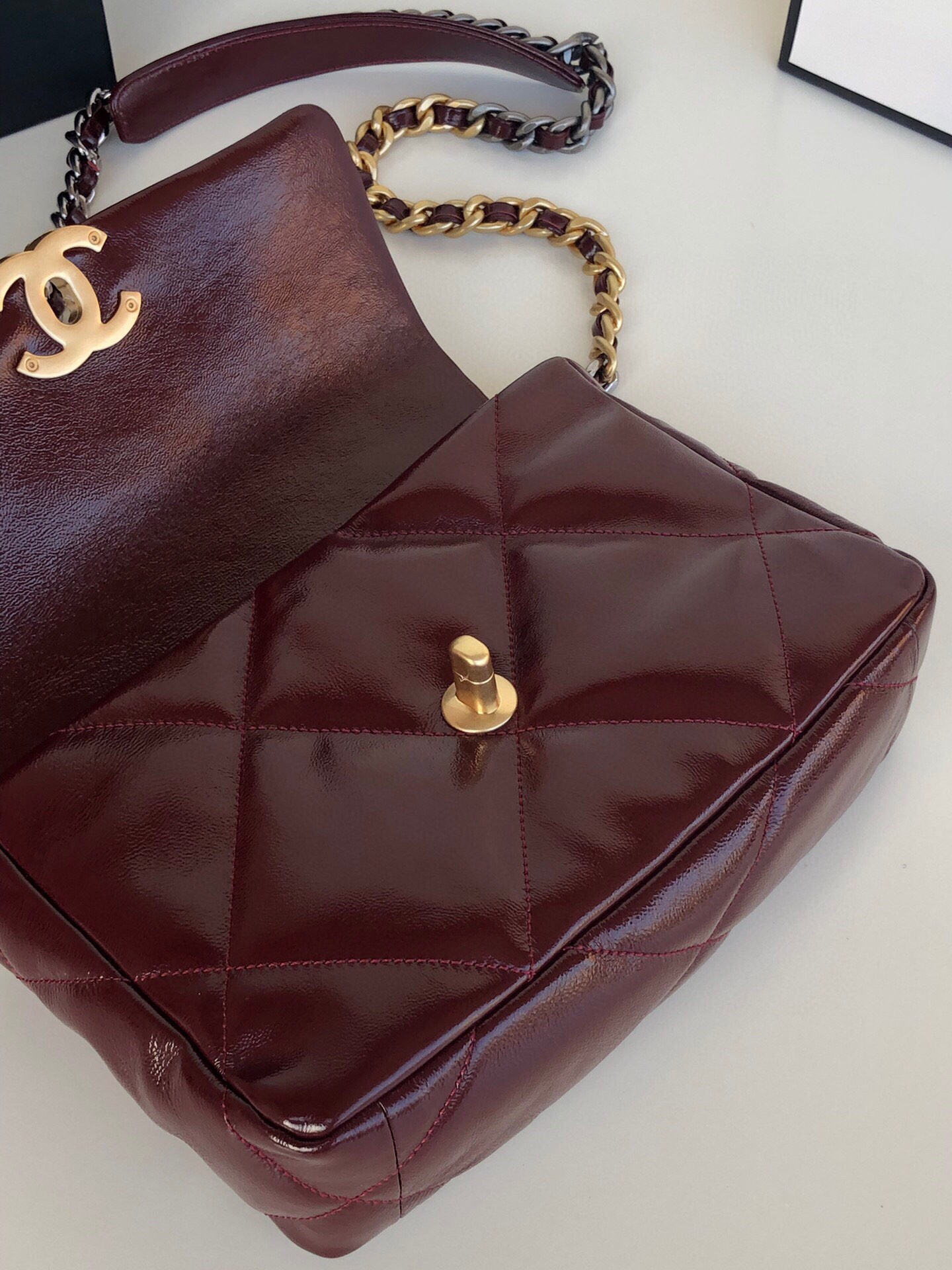 Ch**el 19 HANDBAG Shiny Leather, Gold-Tone, Silver-Tone & Ruthenium-Finish Metal Dark Red 6.2 × 10.1 × 3.5 in