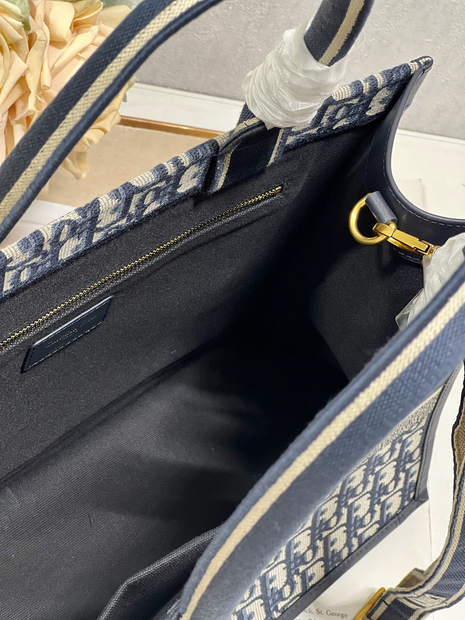 Medium D10r Book Tote Ecru and Blue D10r Oblique Embroidery 14 x 11 x 6.5 inches