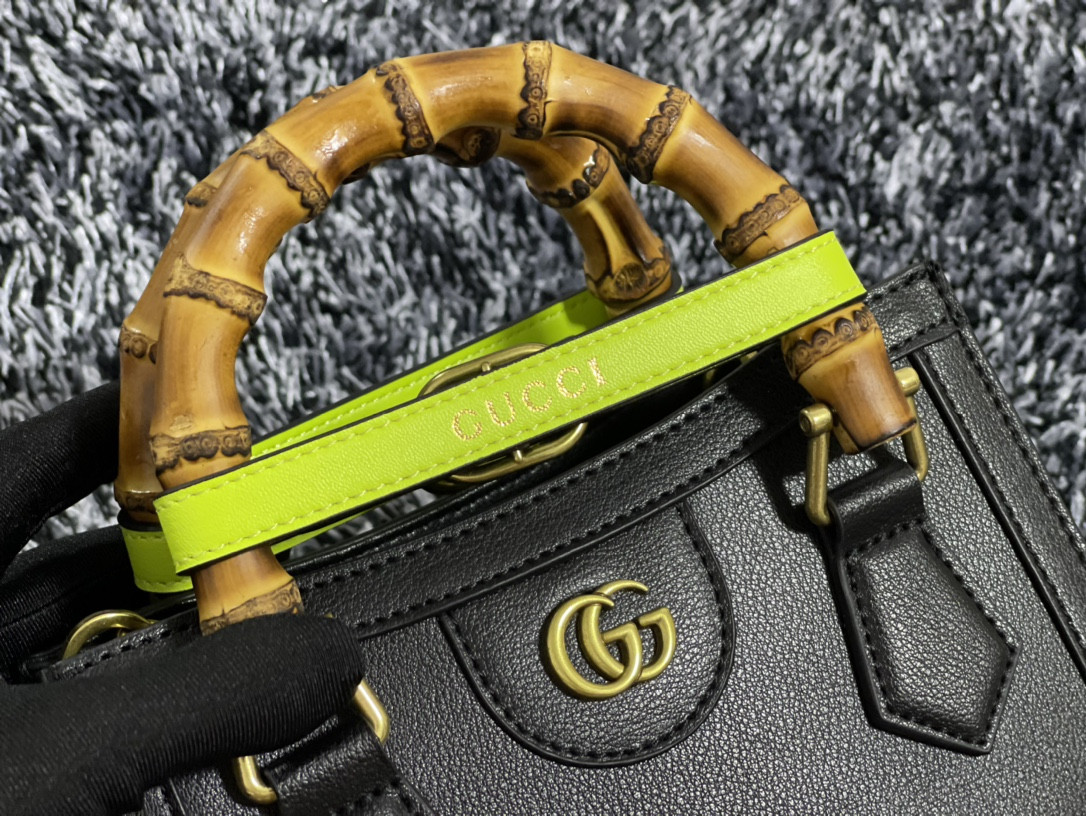 Gvc*1 DIANA MINI TOTE BAG Black 20W x 16H x 10D CM