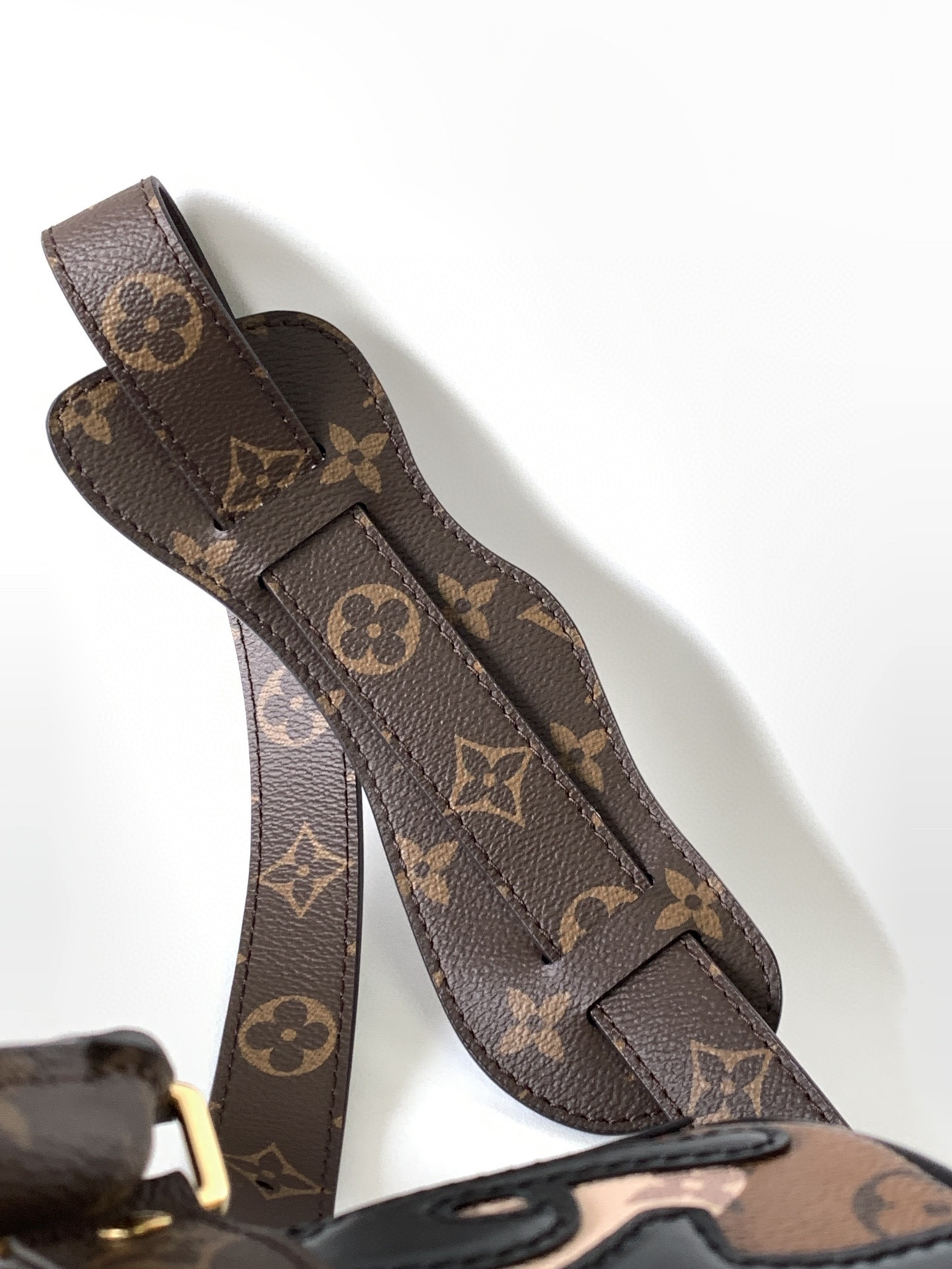 L0vis Vvtt0n Keepall Bandoulière 25 M46701 9.8 x 5.9 x 4.3 inches