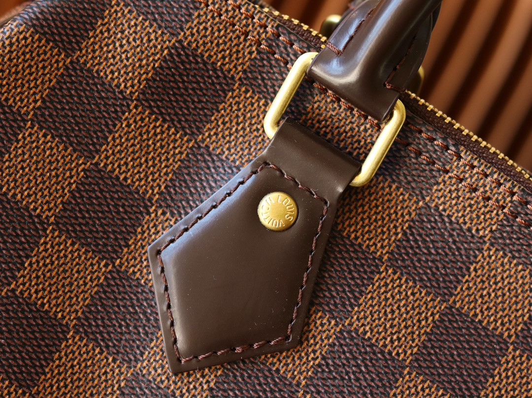 L0vis Vvtt0n N41365 Speedy 25