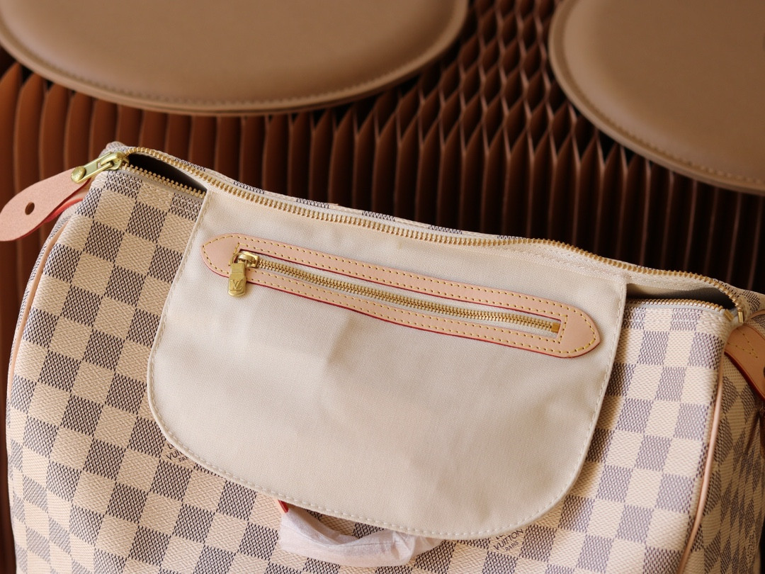 L0vis Vvtt0n N41369 Speedy 35